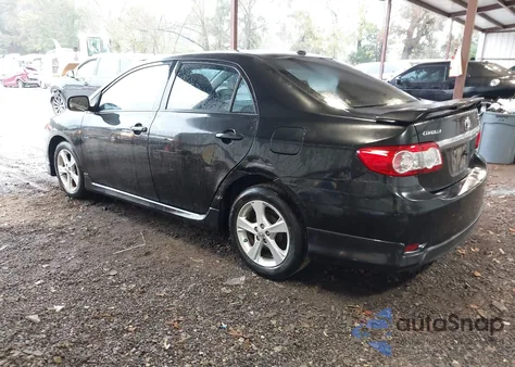 2011 Toyota Corolla S z USA, uszkodzony, nr VIN 2T1BU4EE9BC659213